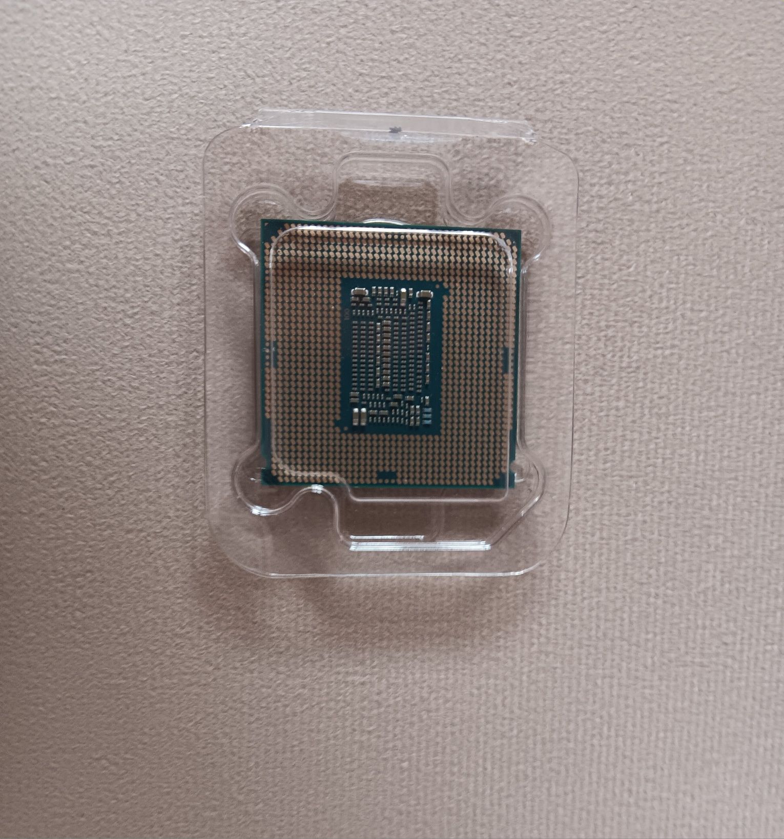 Sprzedam procesor core i5-9400f
