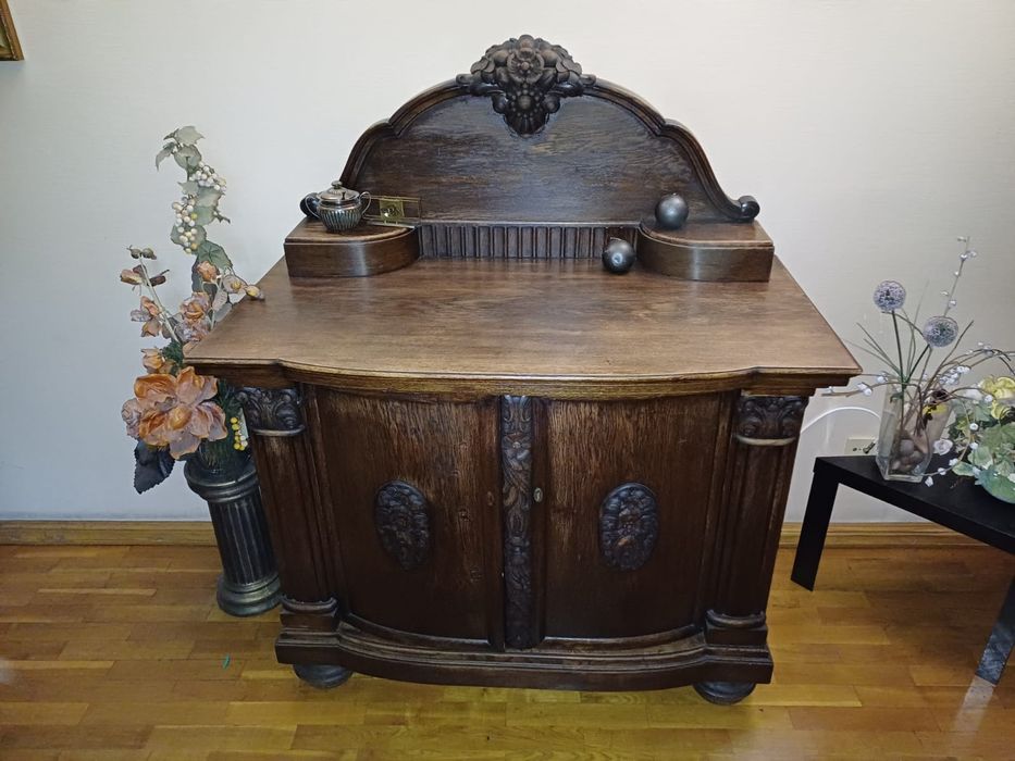 Kredens  2 szt. antyk