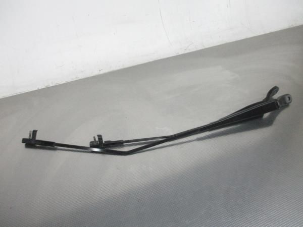 Haste / braço de escova limpa vidros frente direita PEUGEOT 207 (WA_,