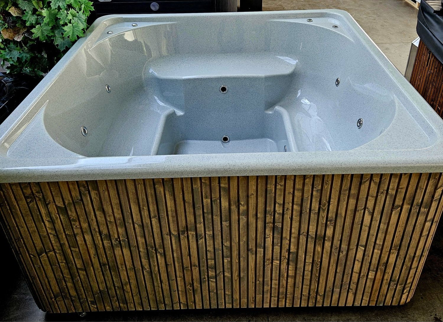 Balia drSpa Quattro 220,piec zintegrowany,jacuzzi,sauna,beczka,hottub