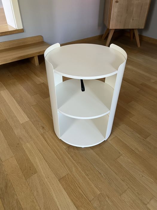 Stolik nocny biały