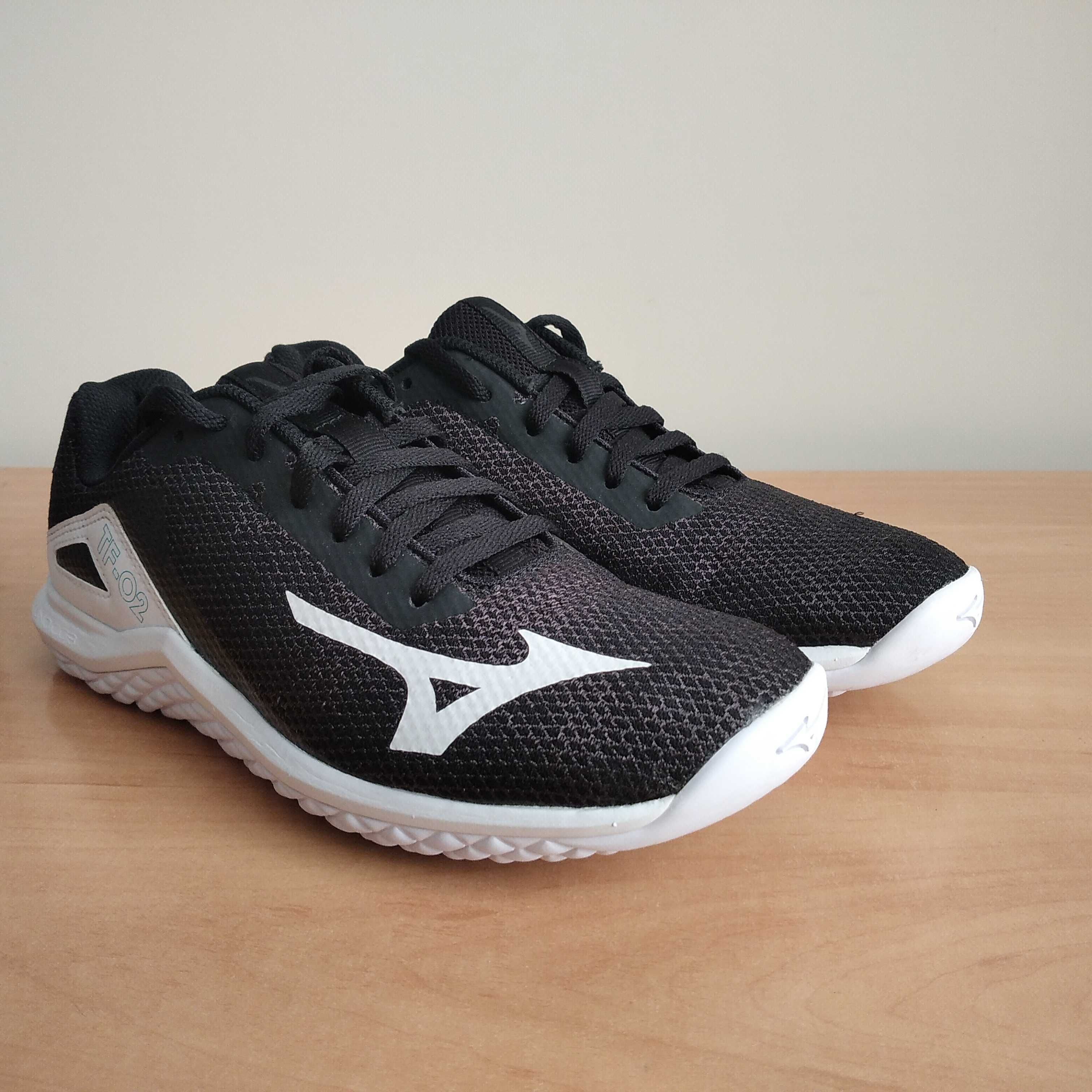 Buty sportowe biegowe MIZUNO TF-02 roz.eu-38.5