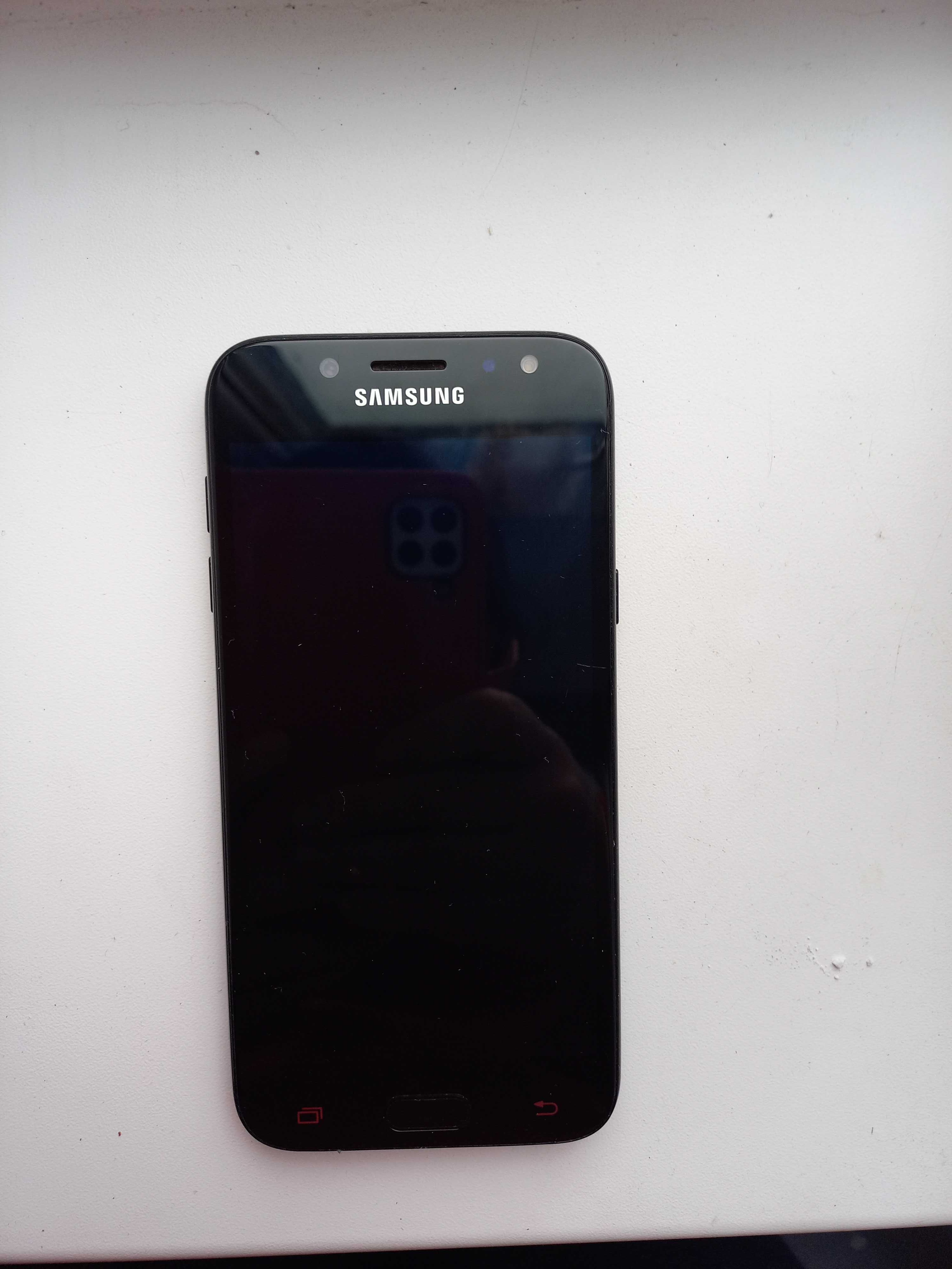 Продам телефон Самсунг Galaxy  J 5 , 530 2017 год. Б/У