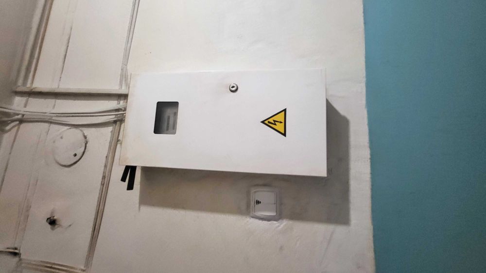 Продаж КІМНАТИ (13,4 кв. м) вул. Фільтрова, буд.2, 3-й поверх, торг.