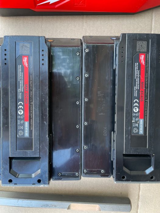 Milwaukee MXF DH2528 H/Акумуляторний відбійний молоток мілвоке