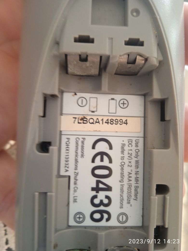Telefon stacjonarny słuchawkowy