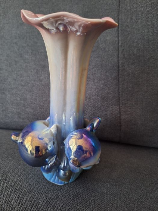 Wazonik  z delfinami