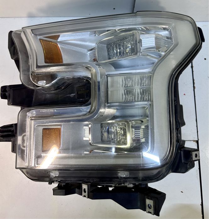 Фара левая Ford F150 2015 2016 2017 full led USA, FL3Z-13008-M