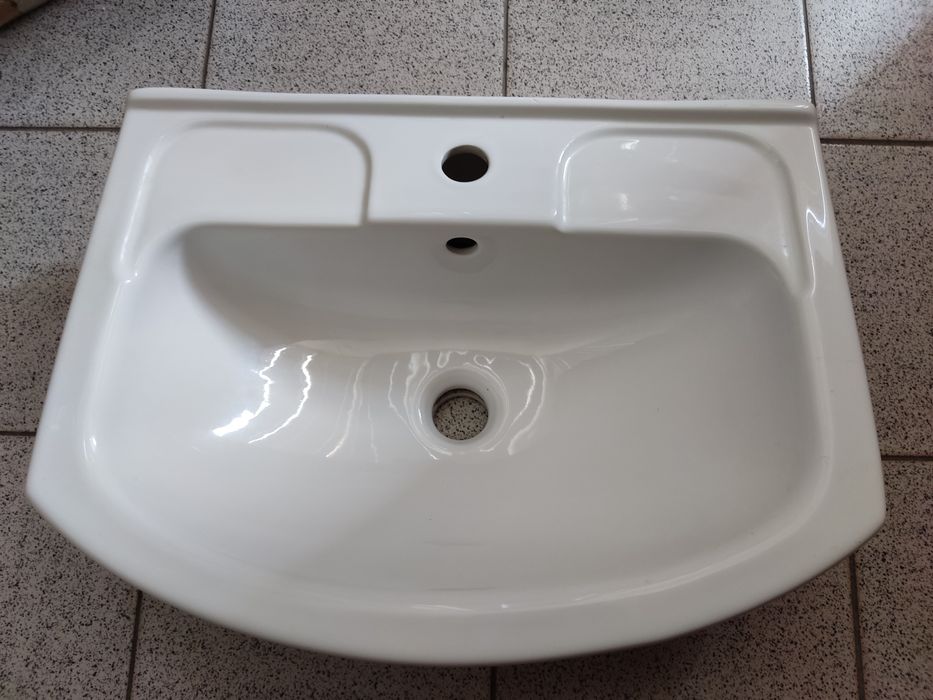 Умивальник Laufen Pro 65, умивальник, унітаз, кришка від бачка