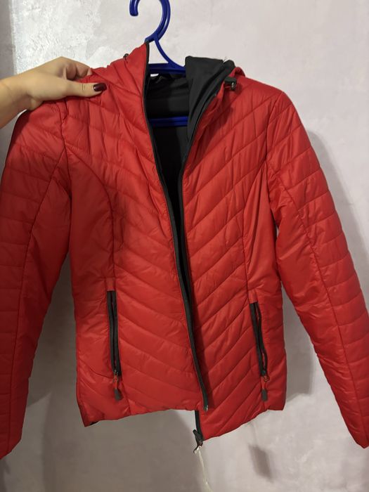 Куртки жіночі James&Nicholson