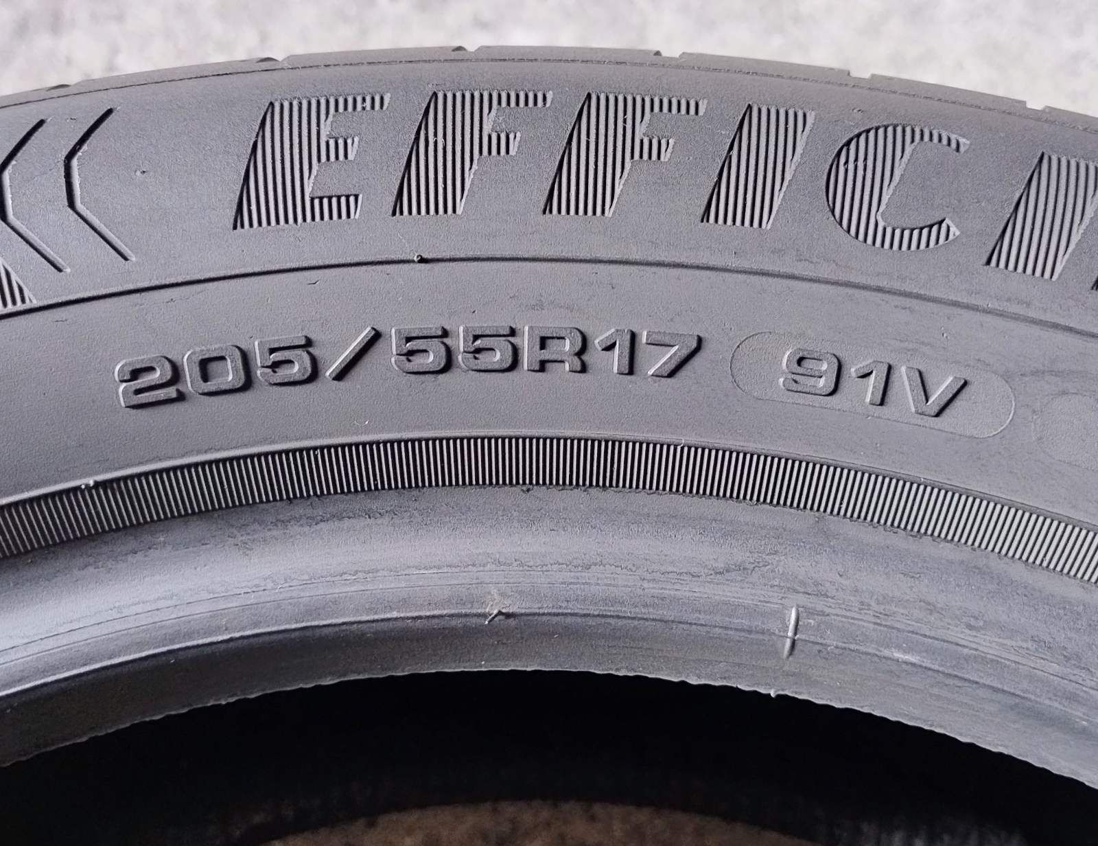 Шини літні R17 205/55 Good Year Efficient Grip Performance