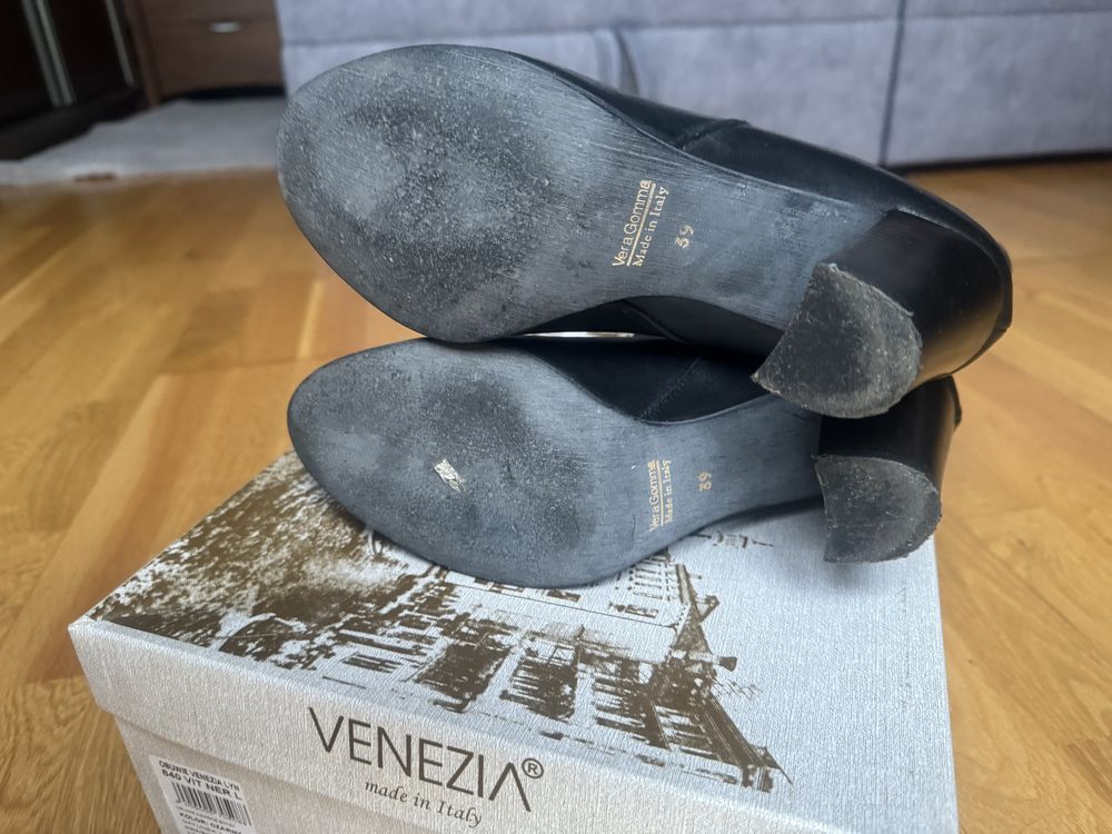 Botki VENEZIA skórzane r.39