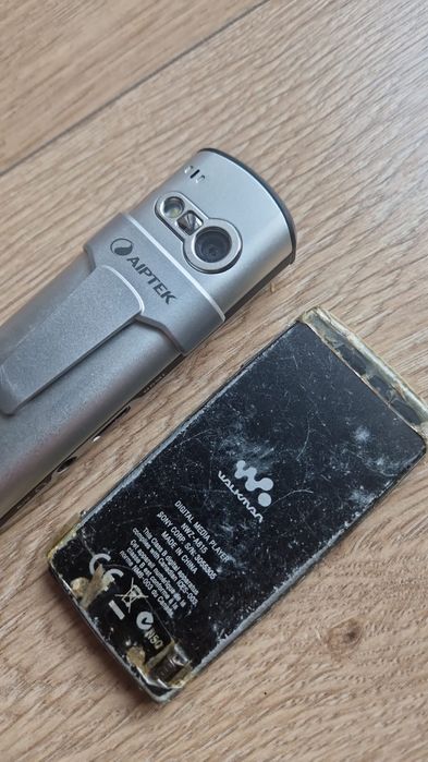 Sony nwz-a815 walkmana oraz dyktafon z kamerą uszkodzone