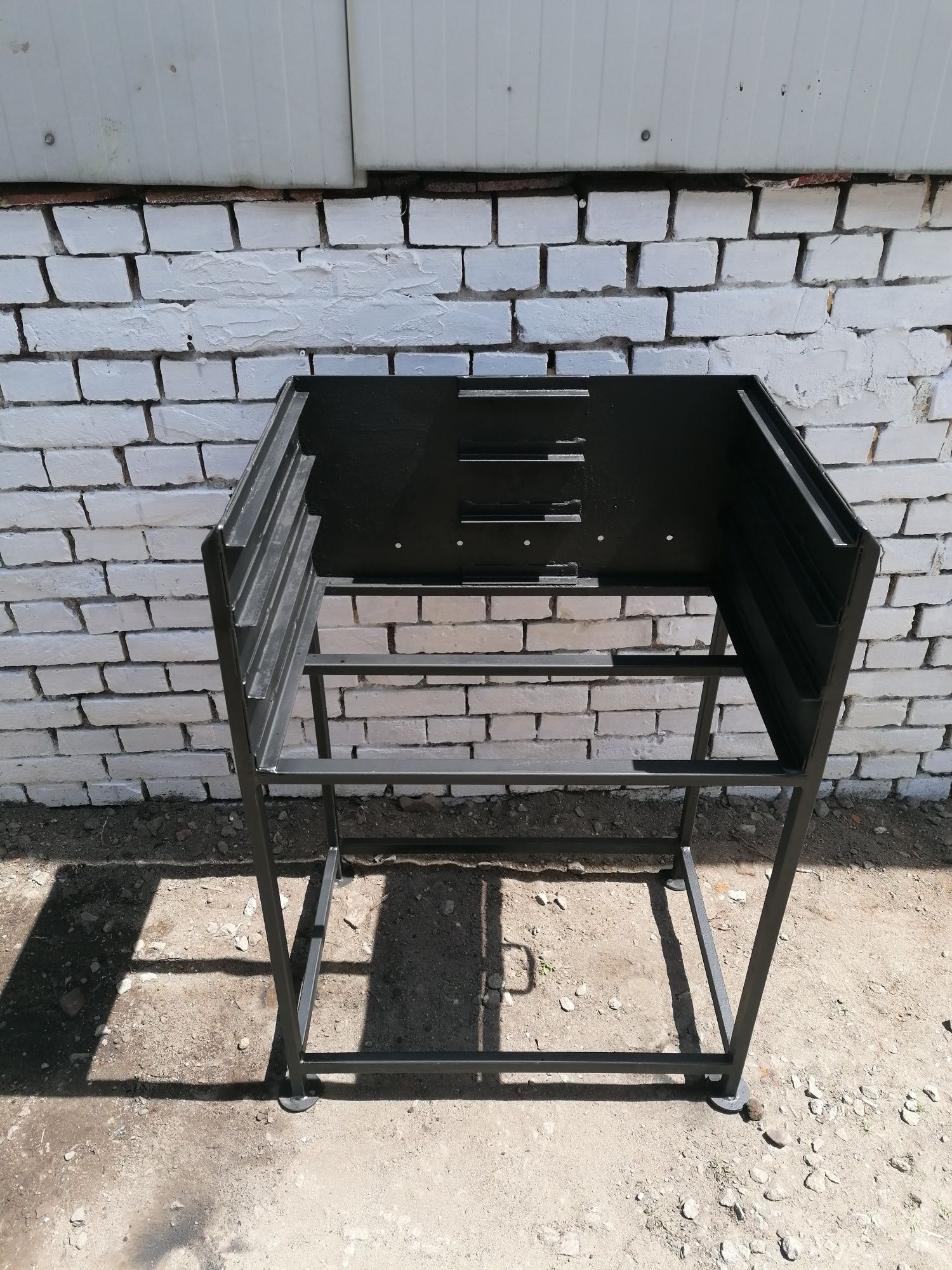 Grill, masywny, ciężki
