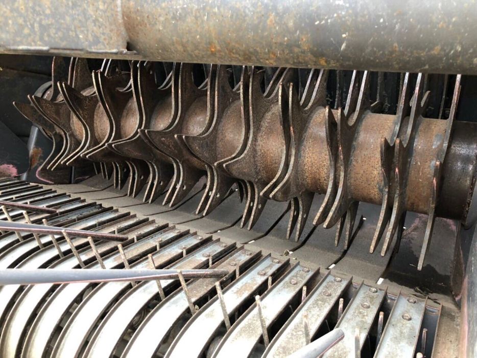 Пресс-подборщик рулонный TAKAKITA CR1010 Япония