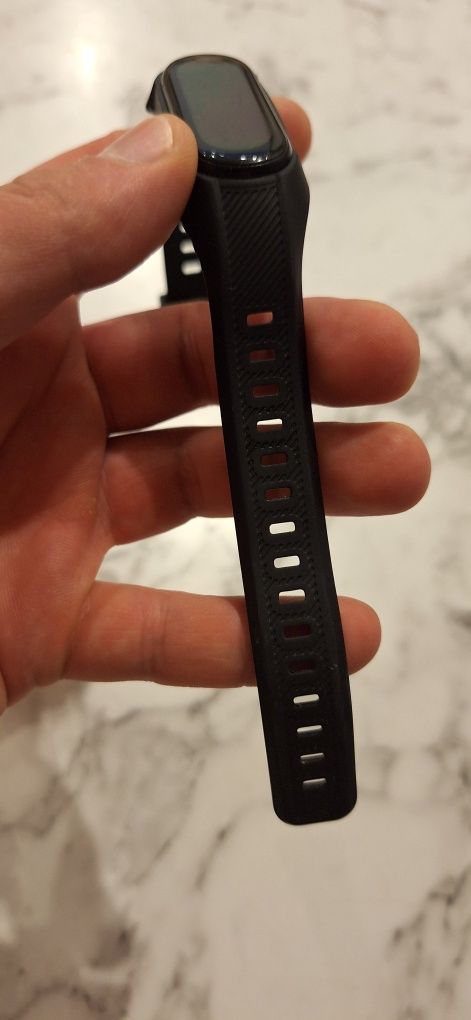 Opaska Mi band 6