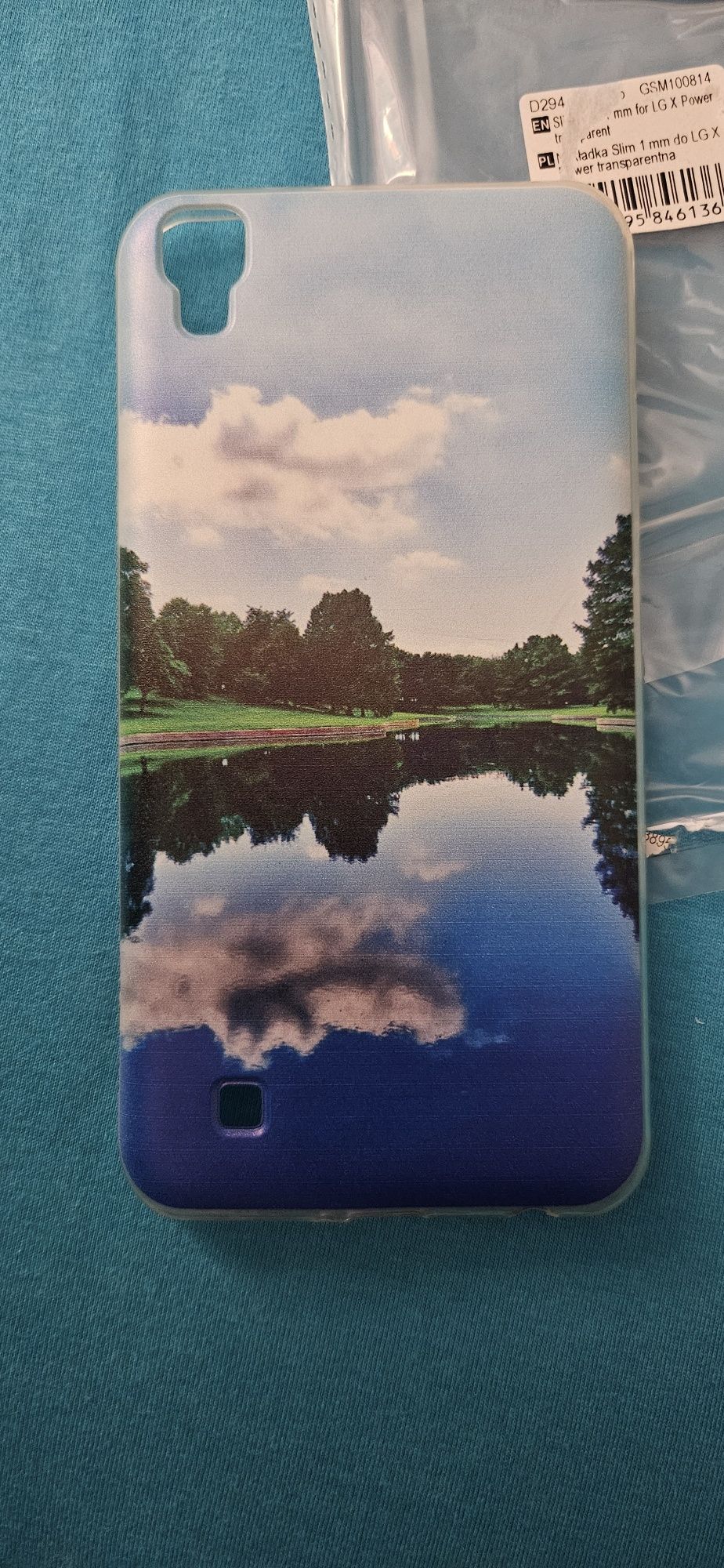 Sprzedam etui ochronę lg x power