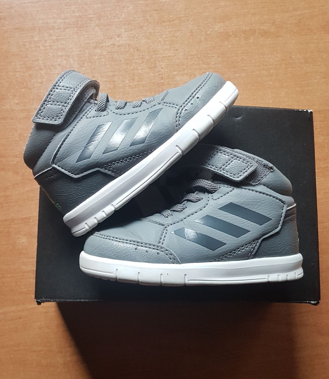 Buty Adidas rozm 22