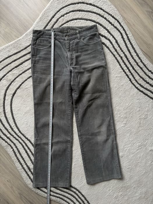 Piękne szare sztruksowe dzwony w stylu vintage bawełniane