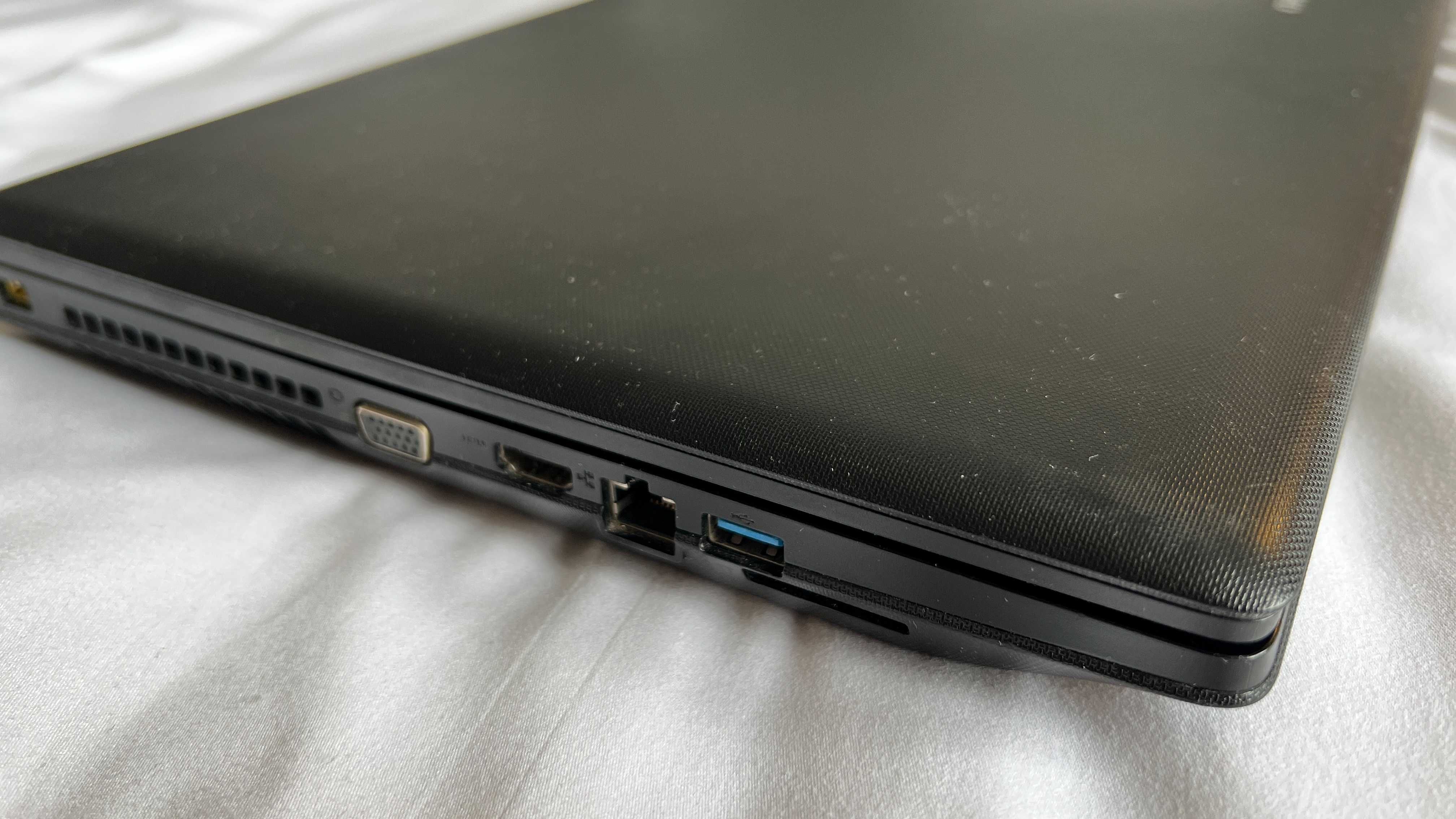Laptop Lenovo G700 i5 3230M / SSD 256 / 8gb / GeForce 720M + TORBA