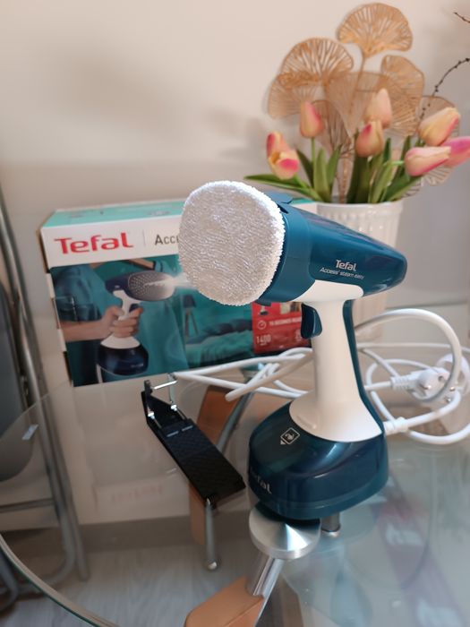 Nowa parownica do ubrań Tefal ręczna steamer do odzieży mini żelazko
