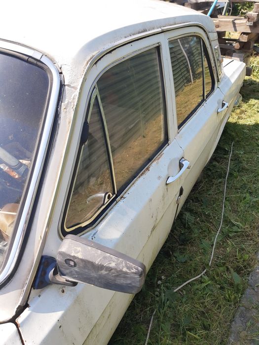 Автомобіль Волга Газ 24