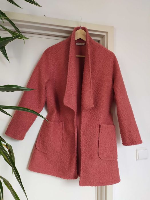 Conjunto casaco feminino tam. L/XL e lenço/echarpe da marca VilaNova.