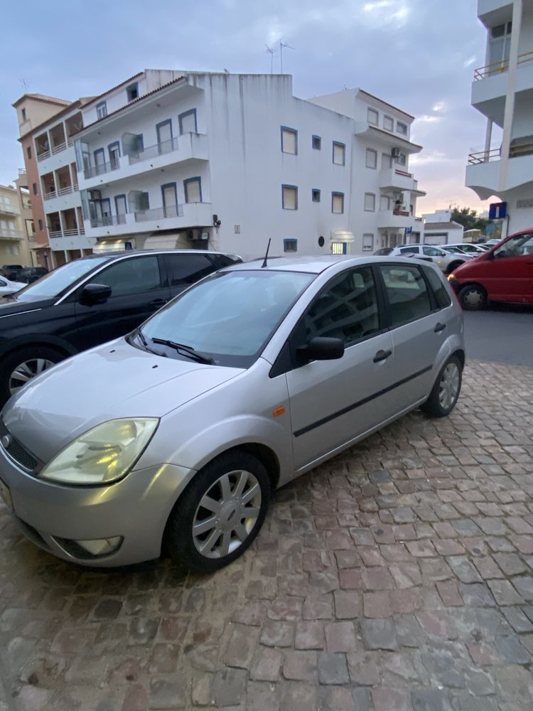 Ford Fiesta 2004