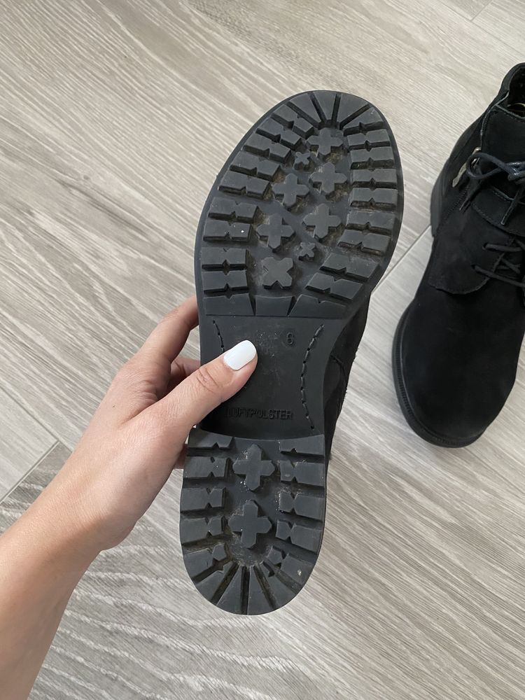 Крутые кожаные сапоги ботинки Clarks