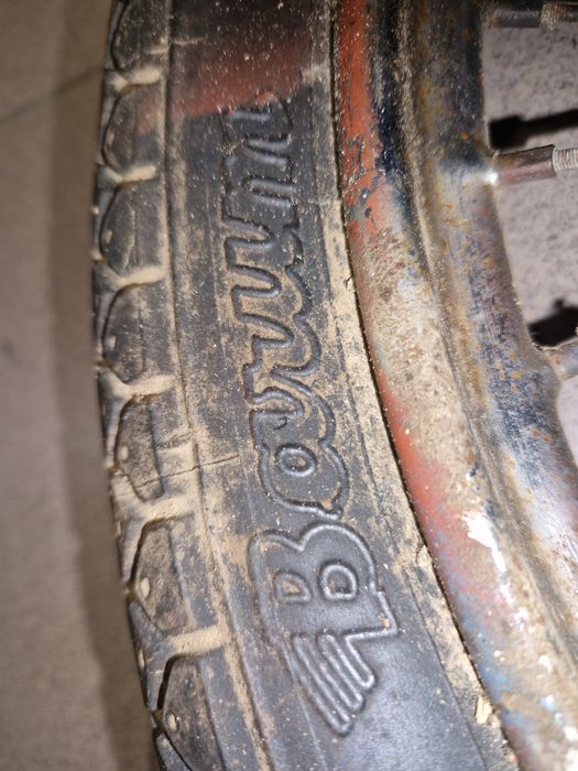 Ładna opona 2,75-16" barum jawa 50 mustang kaczka pancerka