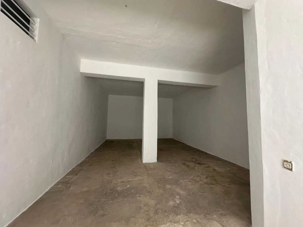 [Particular] Garagem grande para venda em Coimbra centro