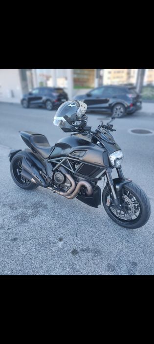 Ducati Diavel Carbon