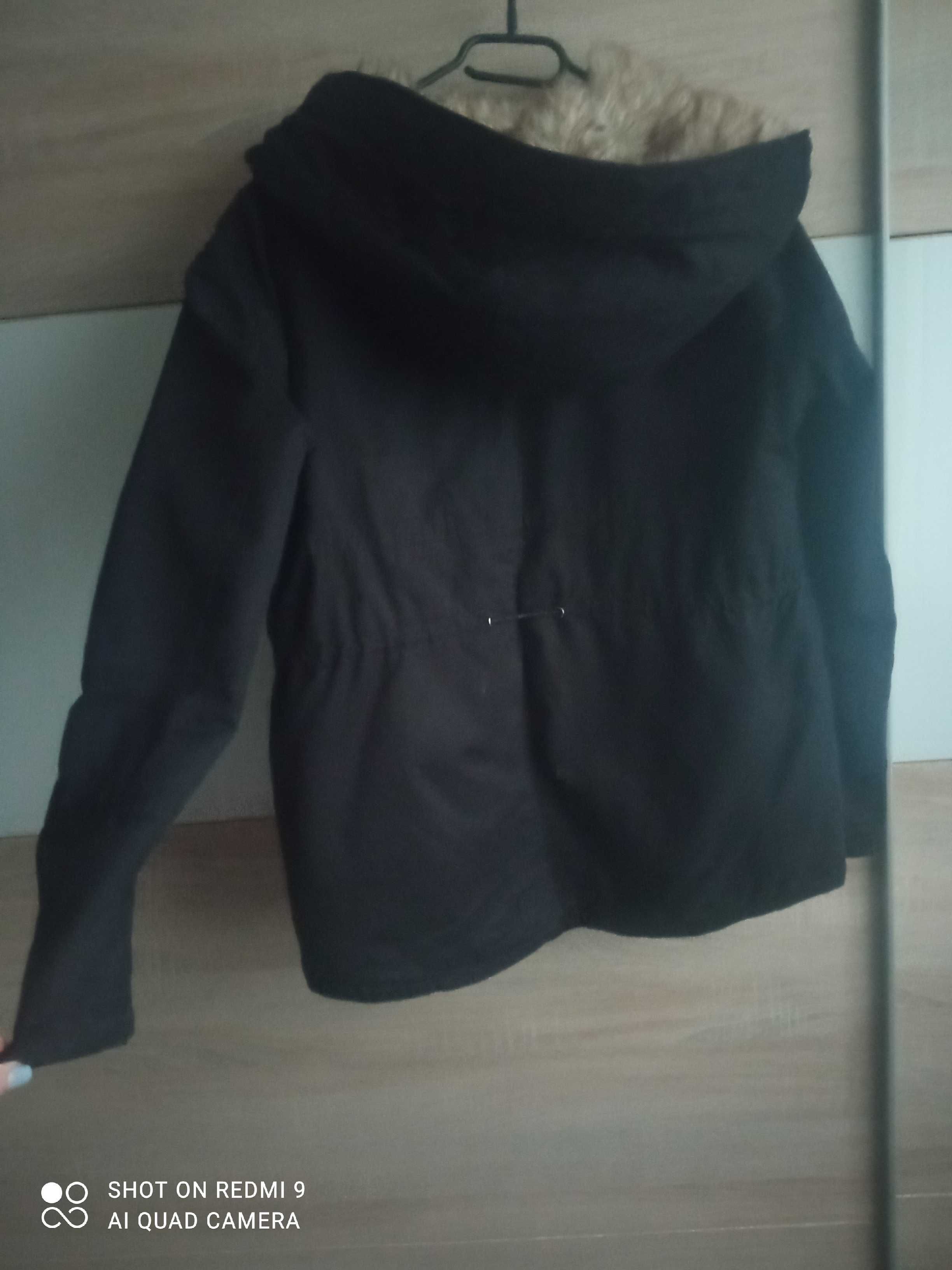 Куртка 46 р м( bershka)