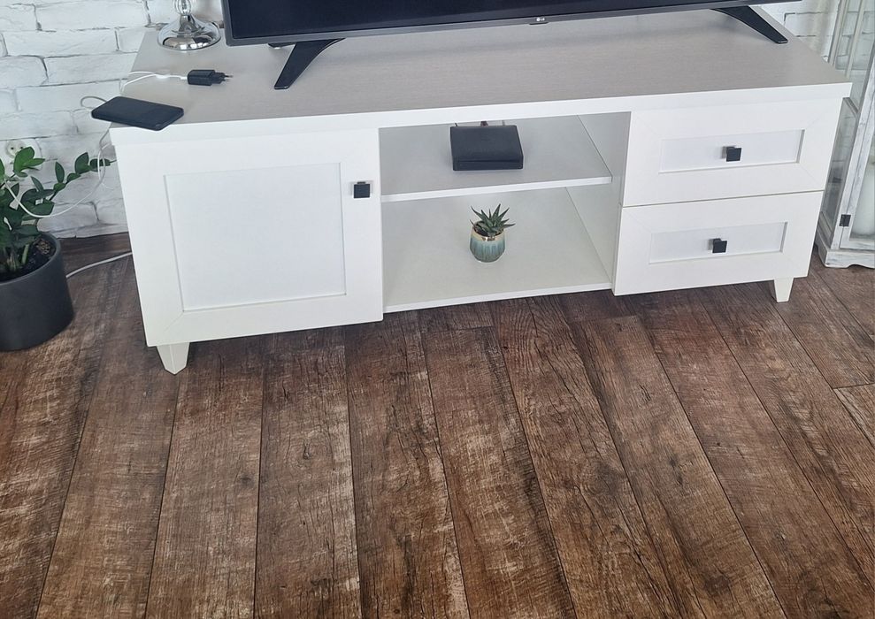 Meble do Salonu stoł krzesla stolik