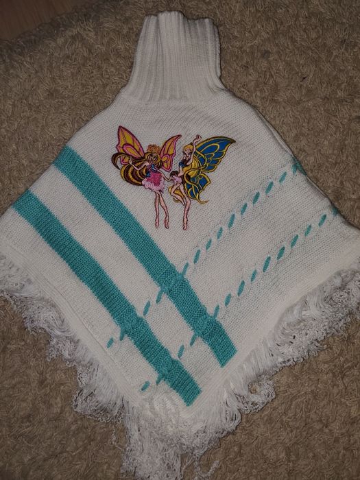 Нарядное пончо для девочки