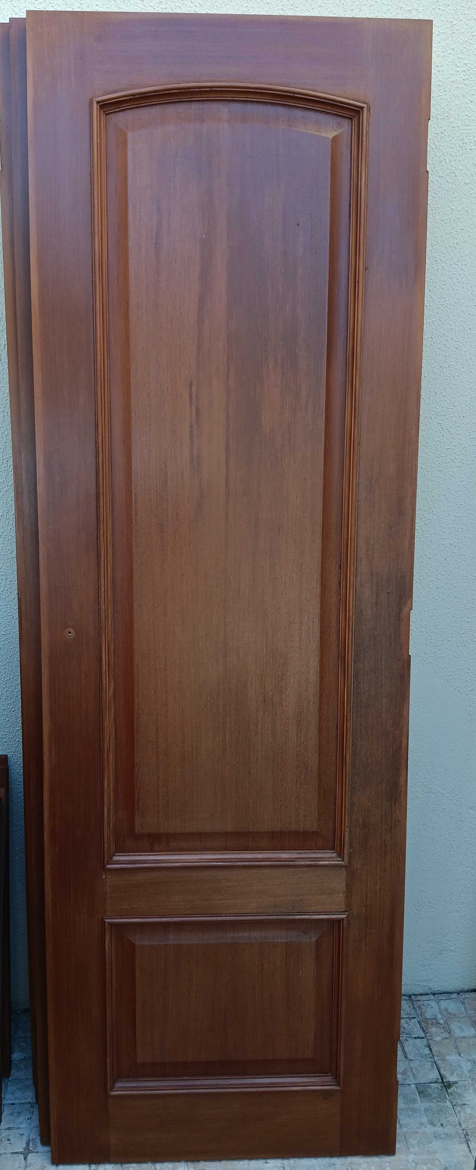 Portas de Roupeiro (como novas)