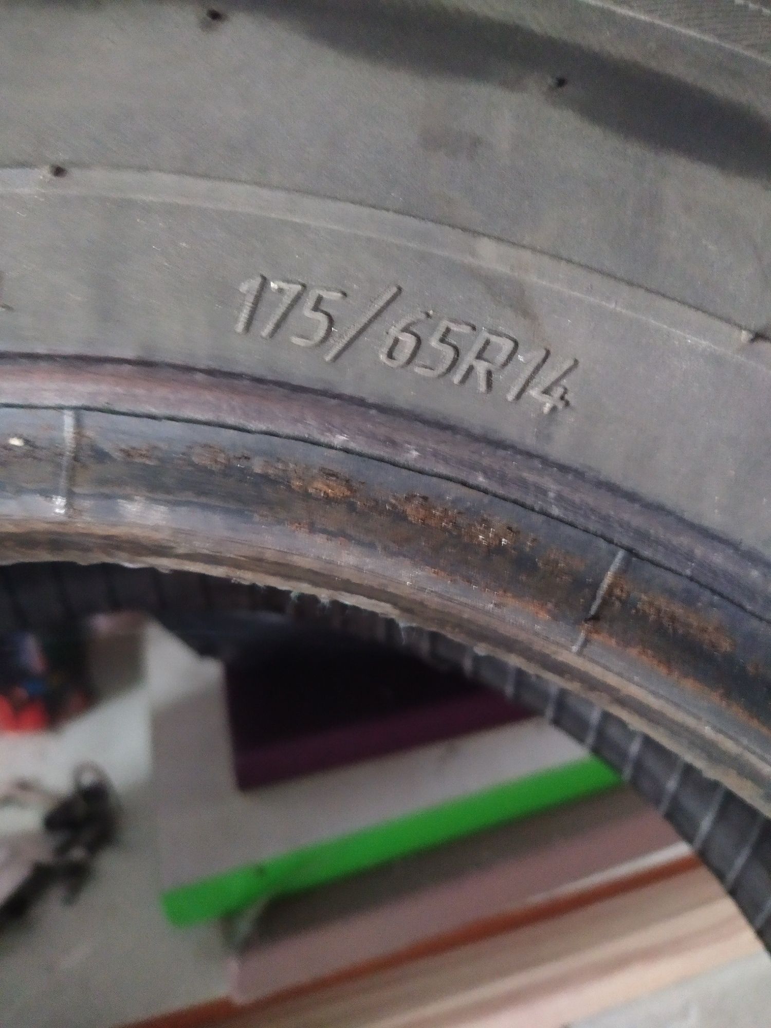 Продам літню резину КАМА 175/65R14