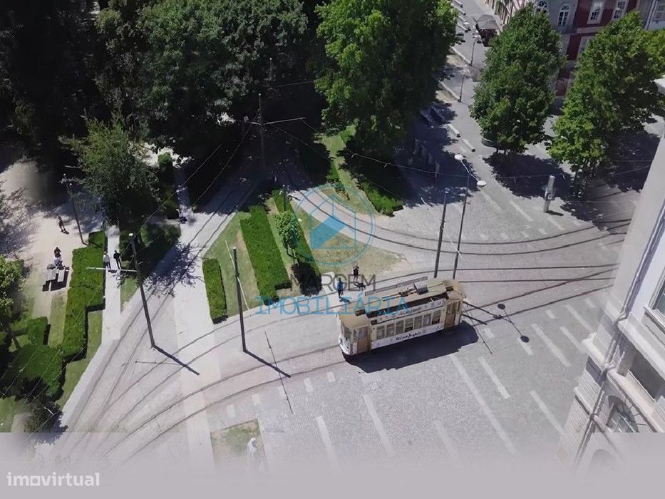 T2+1 com varanda 15m2, L.garagem + arrumo