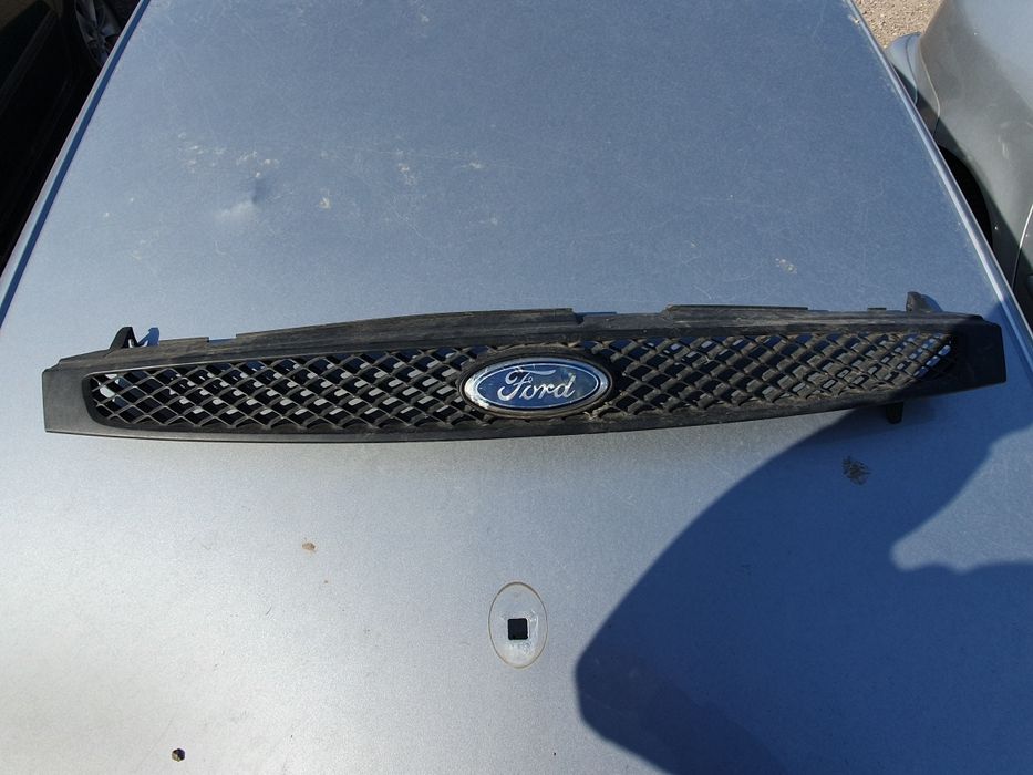 Grill atrapa ford fiesta mk6 1.4 16v