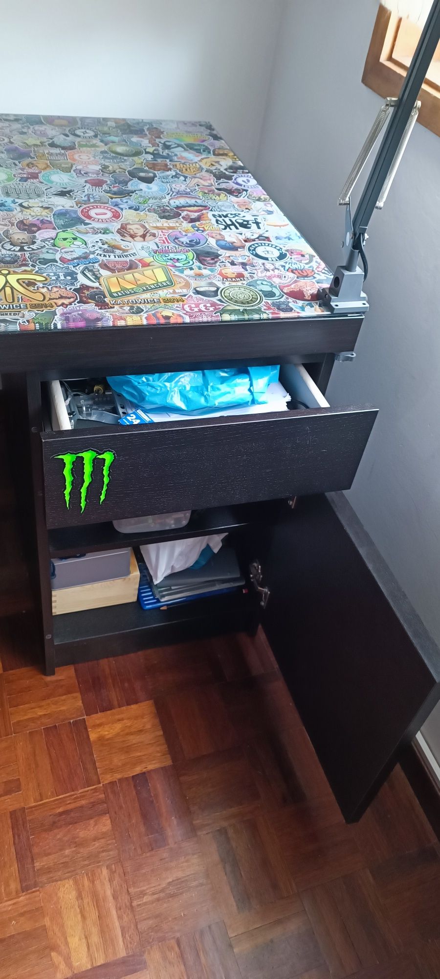 Mesa MALM do IKEA