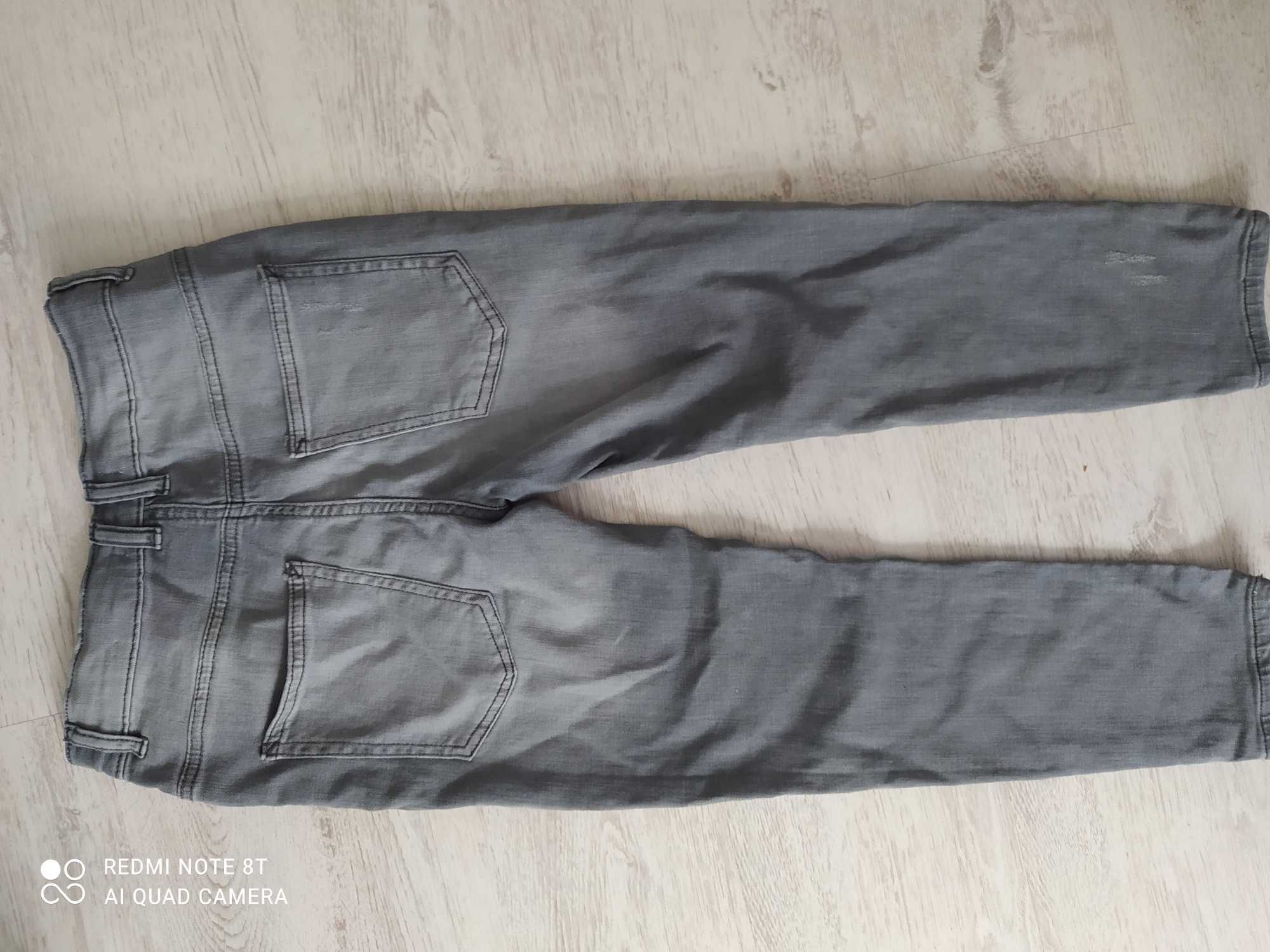 Spodnie jeansy reserved 140