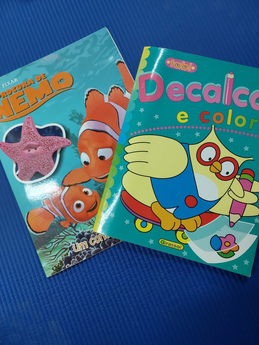 Livros para colorir e decalcar