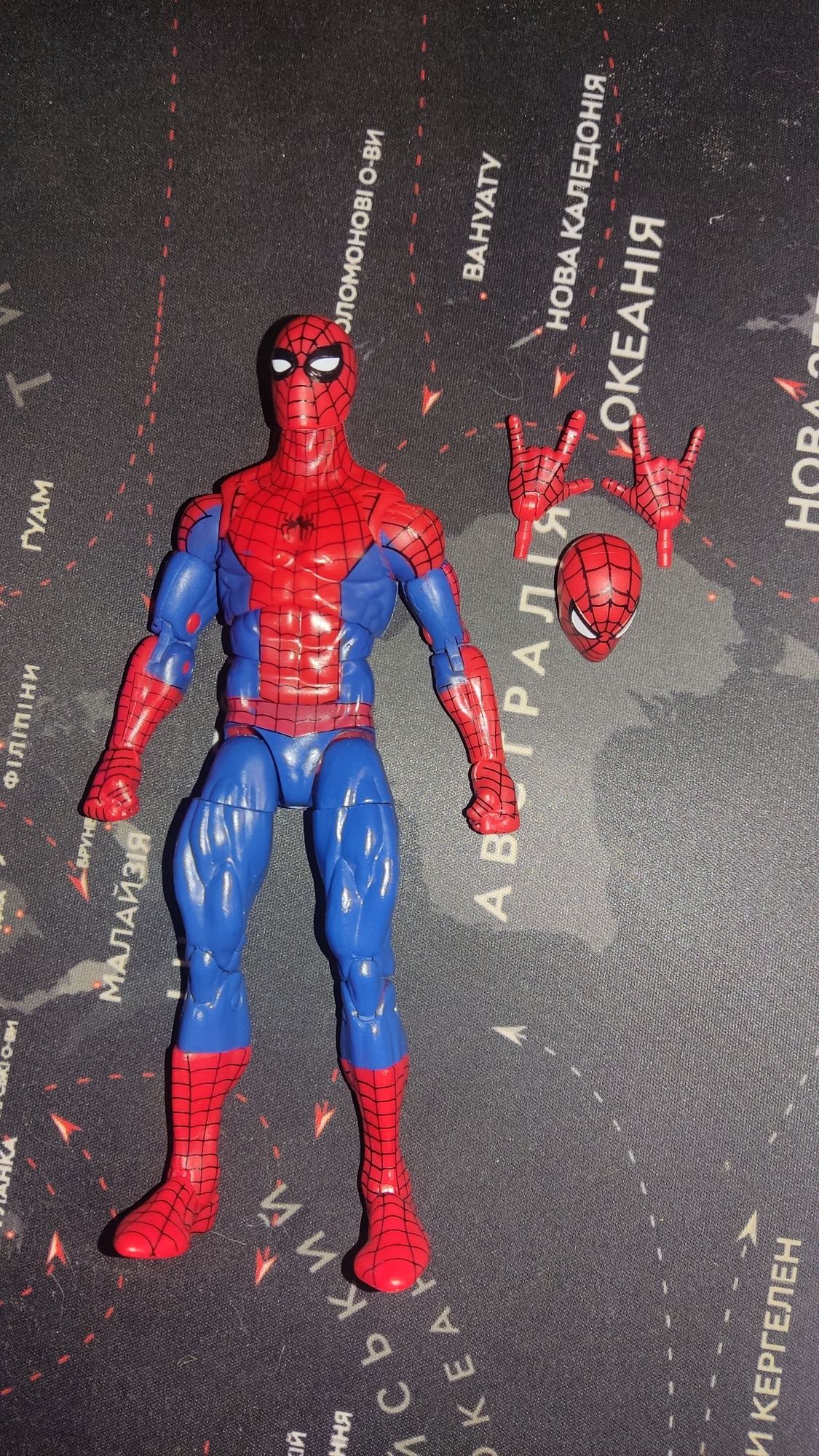 ЕКШЕН фігурка marvel legends spiderman