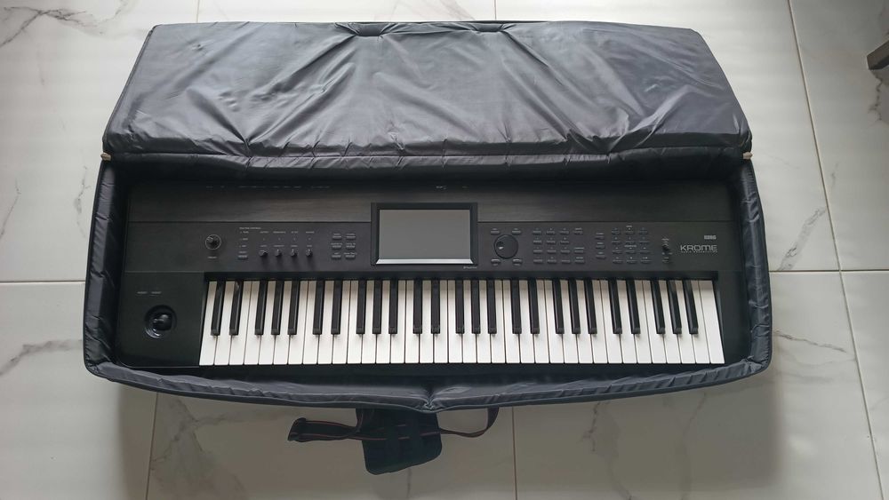Syntezator Korg KROME 61 + Pokrowiec