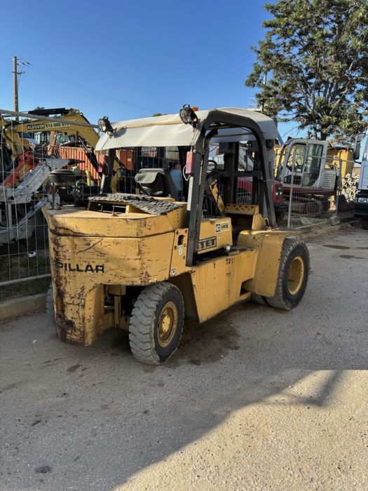 Empilhador CAT V80E
