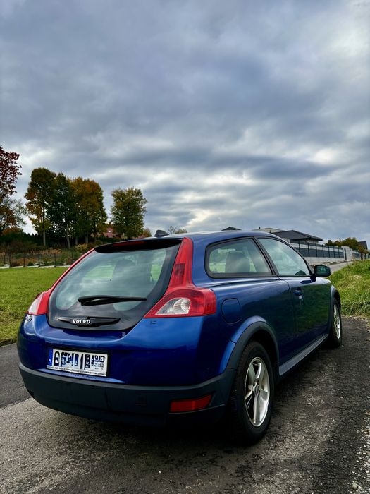 Sprzedam Volvo C30  1.6 benzyna 2007