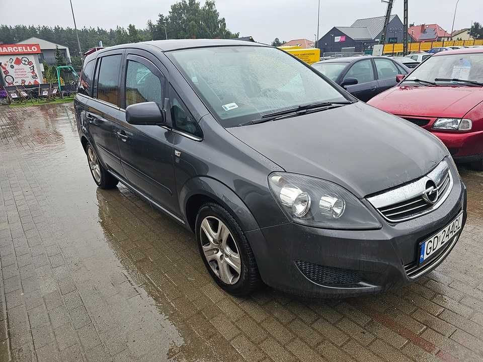 Opel Zafira 7 OSOBOWY/2010R/1.7 diesel