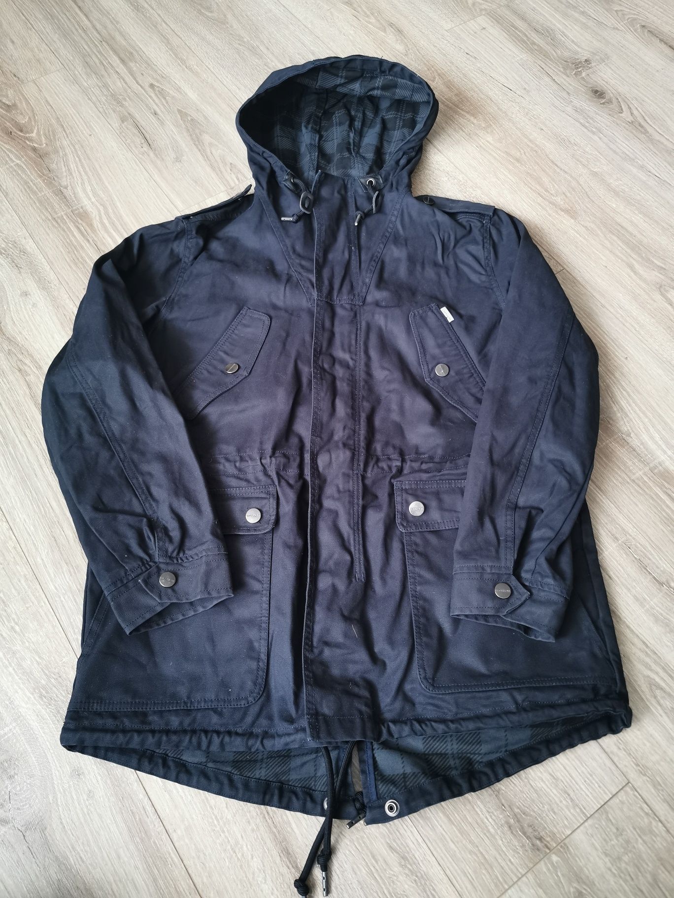 Продам Carhartt wip Giddy Parka