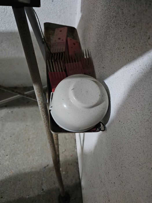 Máquina  de tricotar com fio de la Passap Duomatic.