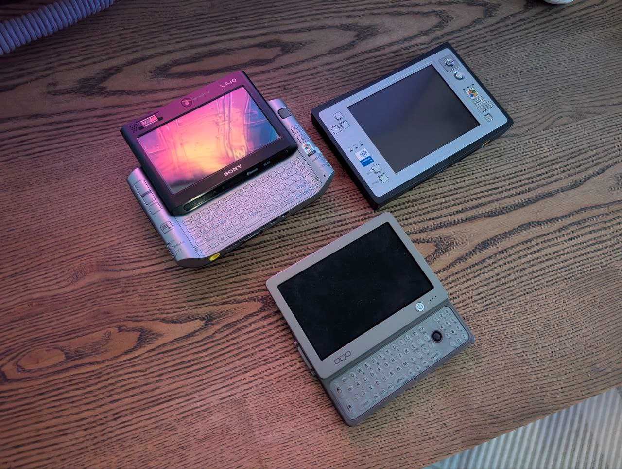 Мини ПК UMPC OQO model 01. Windows XP в вашем кармане!